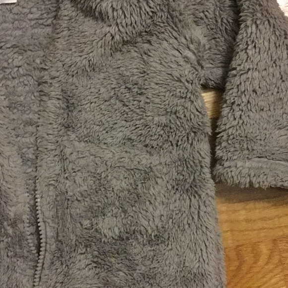 Carters sweater - Picture 3 of 4